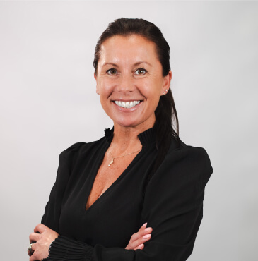 Headshot of Michelle Ellicott-Taylor.