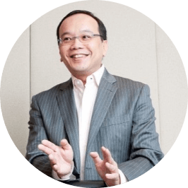 Headshot of Adrian Hoon