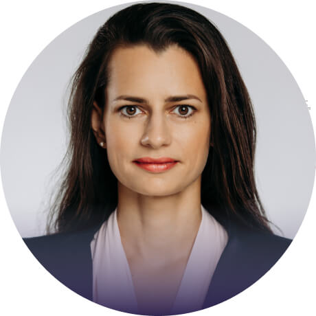 Headshot of Zsuzsa Kecsmar